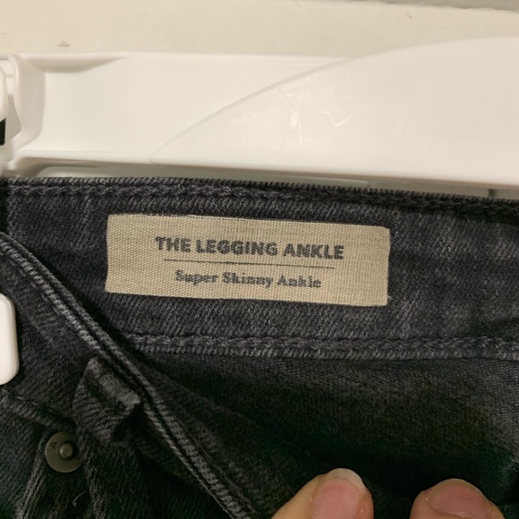 Adriano Goldschmied distressed black skinny jeans - Picture 5 of 7